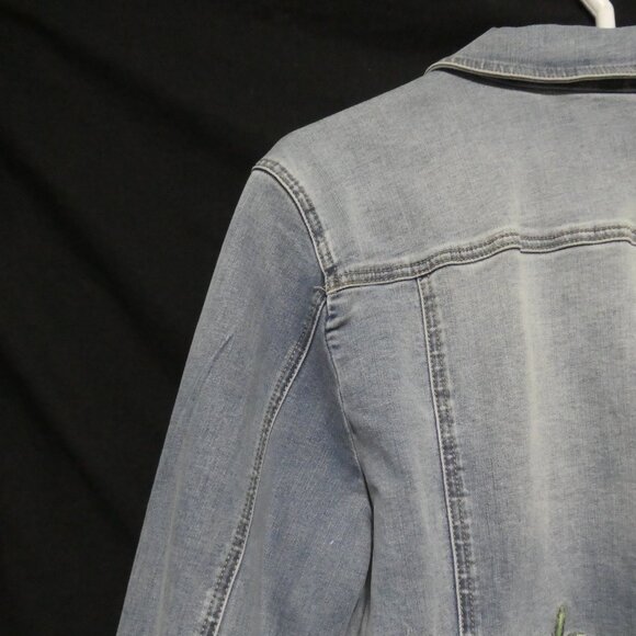 CHICO'S | size 3 | Button-Up Front Blue Denim Jacket | Flamingo Front and Back - Picture 11 of 16